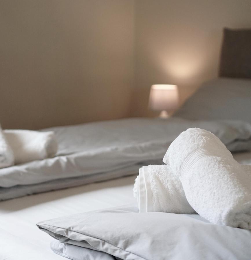 Bright Studio Apartment With Free Private Parking 梅拉诺 外观 照片